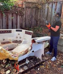 Best Estate Cleanout  in Deerfield, MI